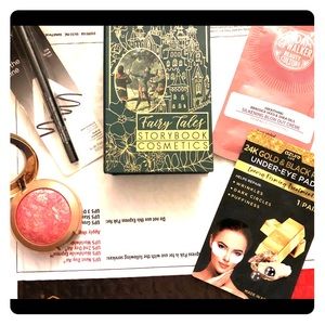 📗Fairy Tales Storybook Cosmetics + More Lot 📗